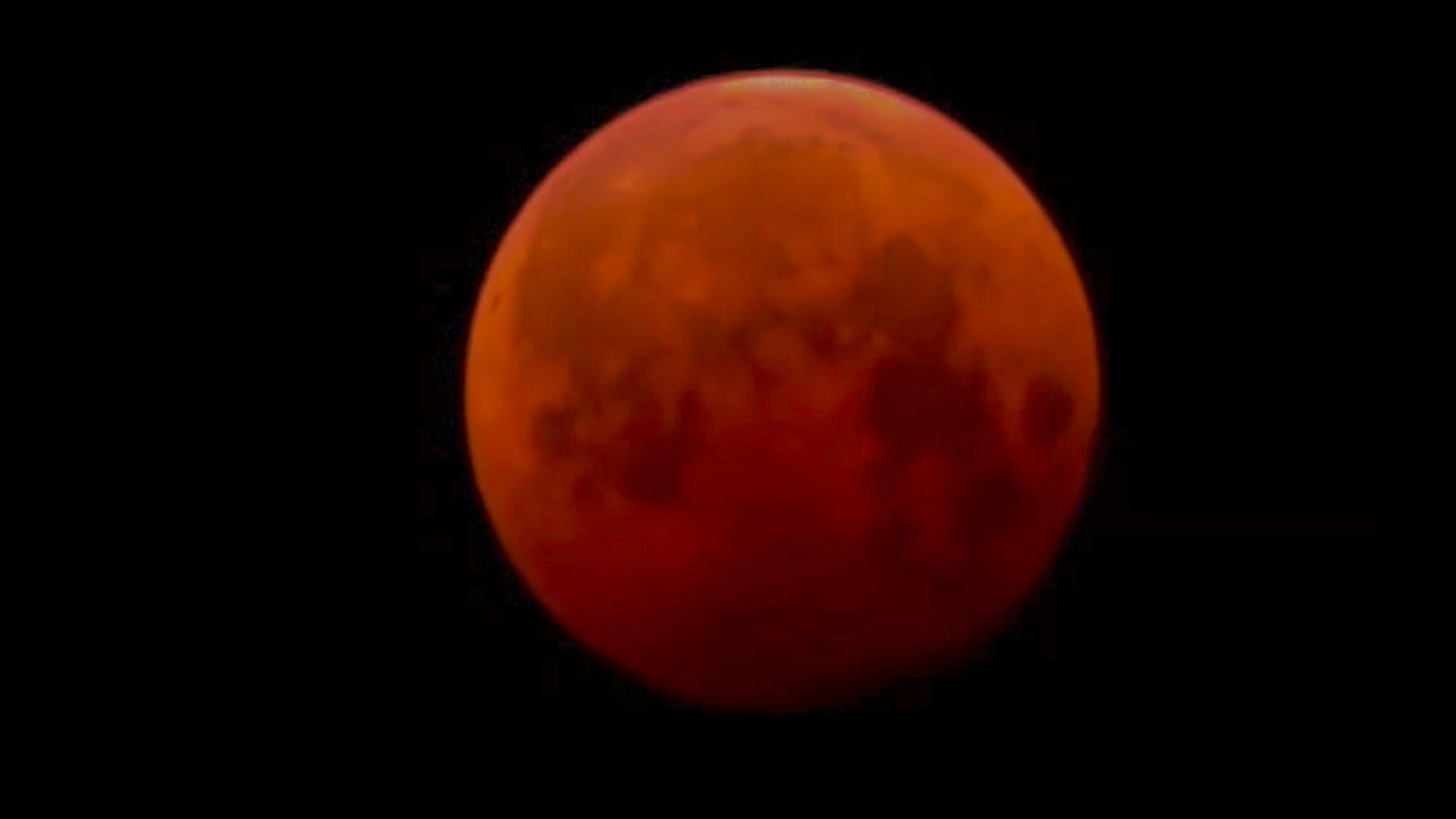 Кровавая луна 7. Кровавая Луна затмение. Красная Луна. Красная Луна 2021. Кровавая Луна 2015.