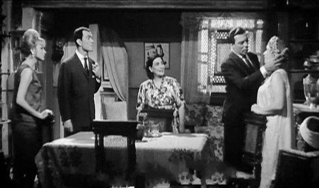 مشاهدة فيلم العائلة الكريمة 1964 كامل HD اون لاين